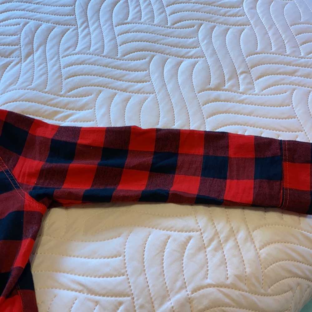 KIDS Red and Black checkered flannel - Picture 2 of 6